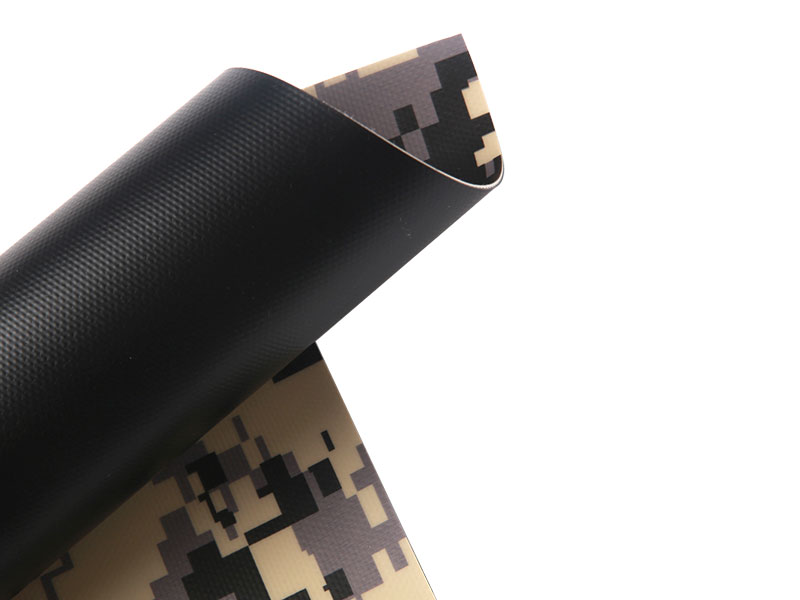 0,9 mm 1100GSM 1000D28X26 Camouflage opblaasbare boot PVC luchtdichte stof