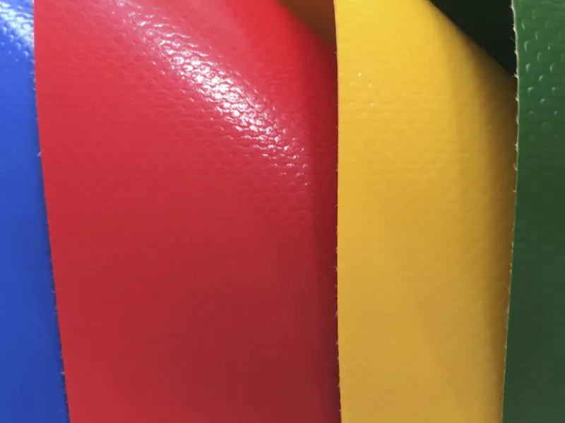 1050GSM 1000D30X32 Kleurrijke membraanstructuur PVC gecoate polyesterstof